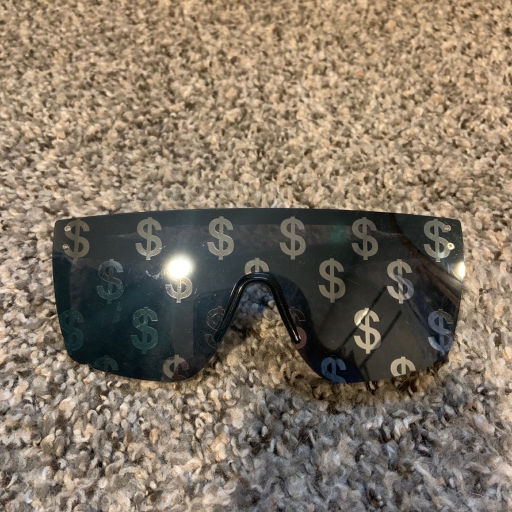 Sunglasses - Picture 2 of 3